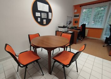 Občanská poradna a kaple v novém!